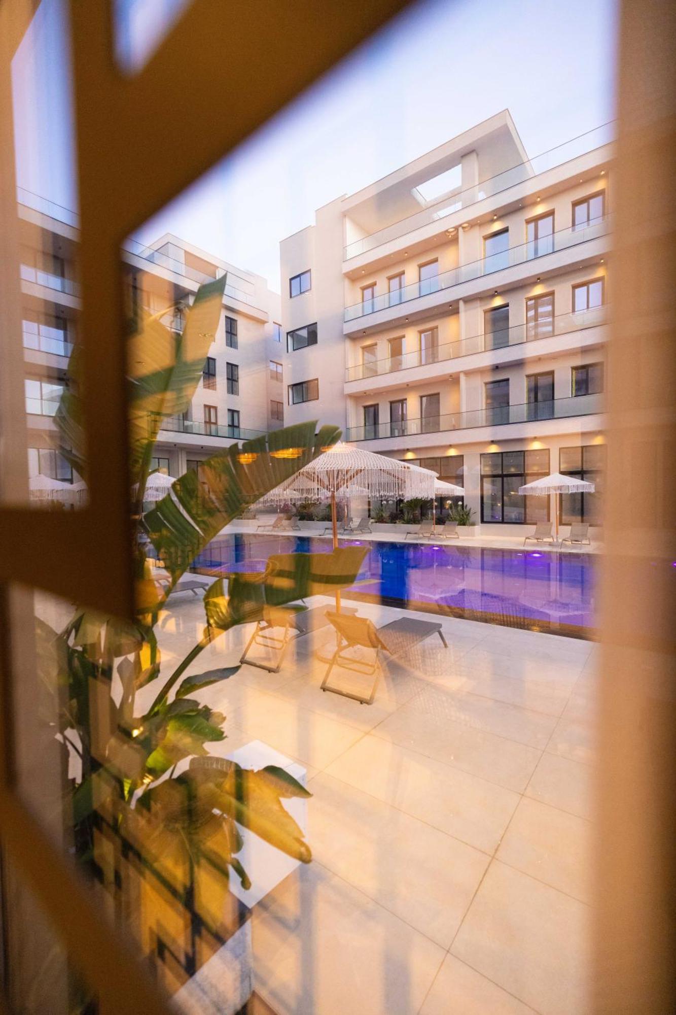 Tris3 Hotel