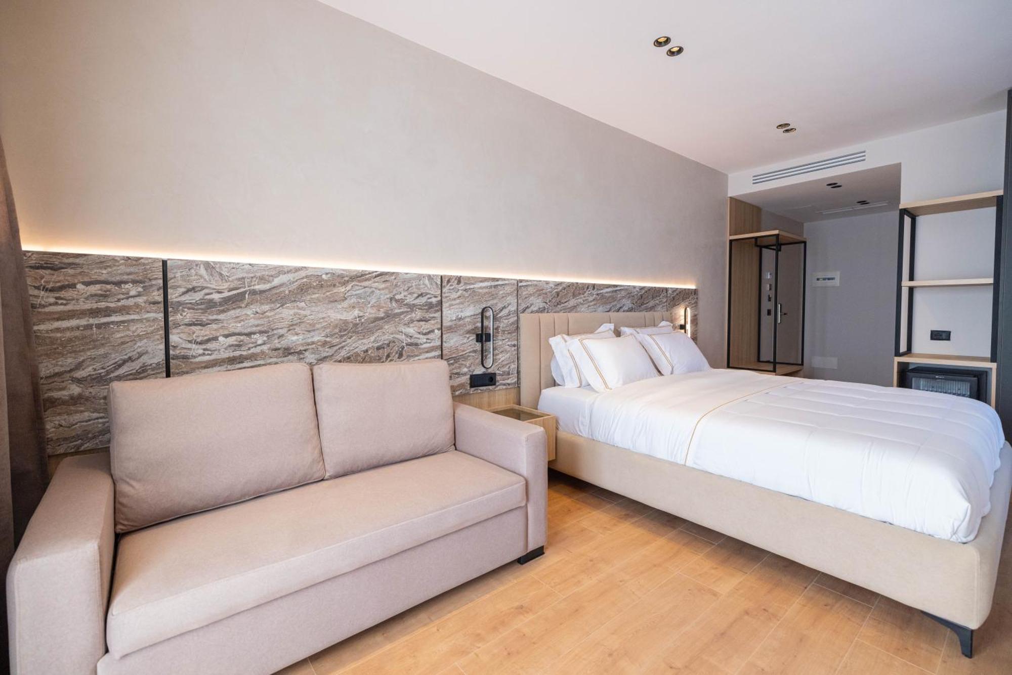 Tris3 Hotel 4*